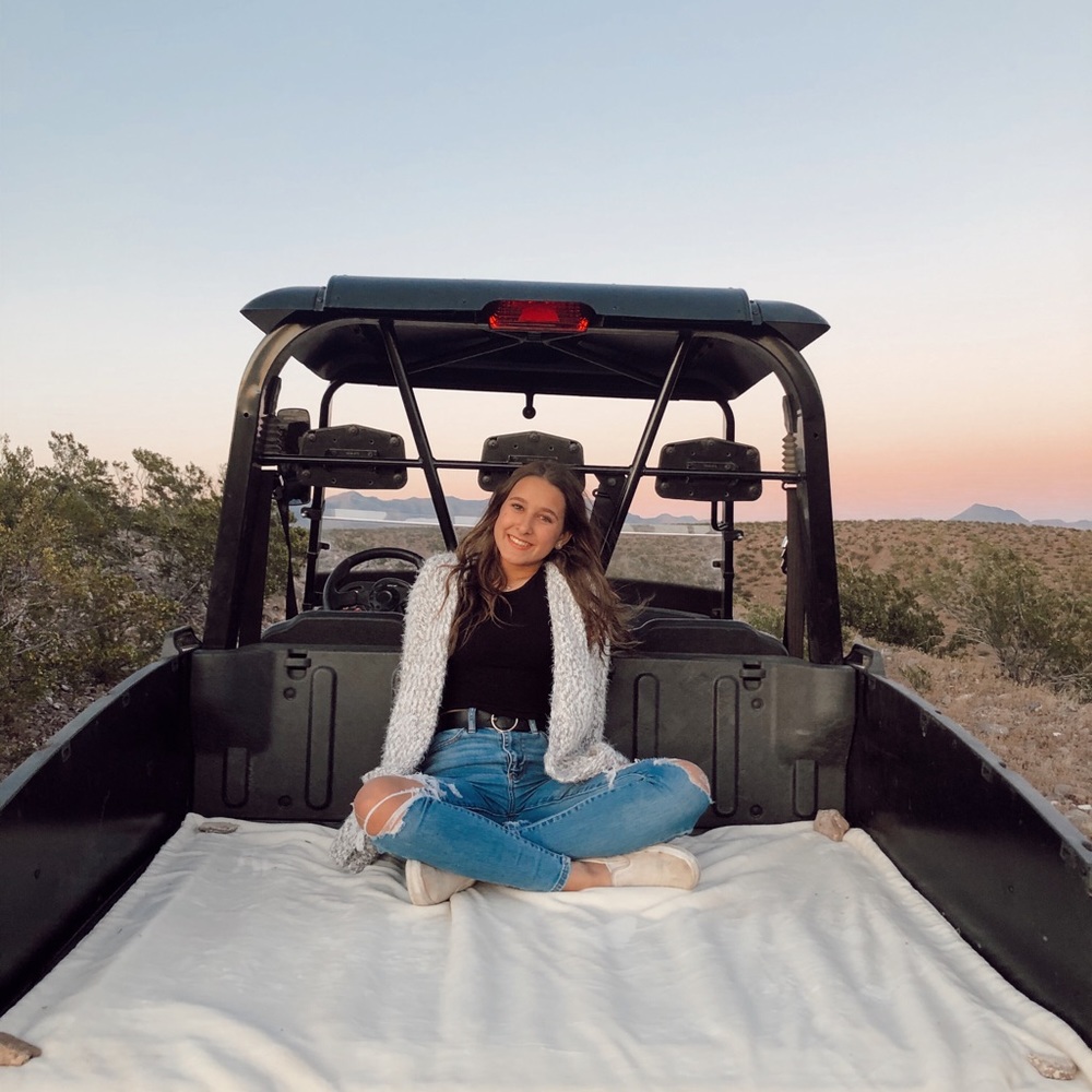 Meet your Posher, Roxy